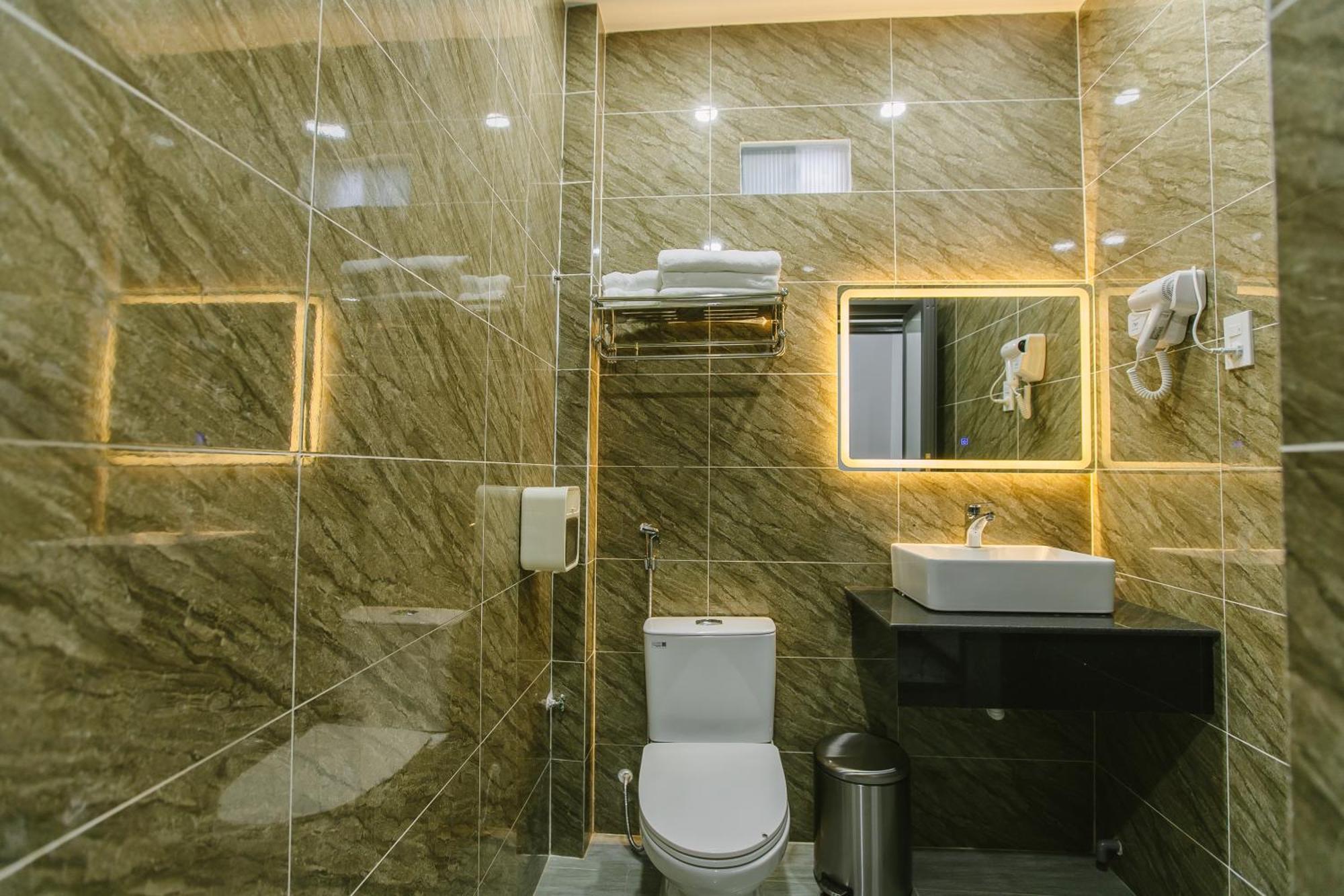 Peony Hotel Cần Thơ Extérieur photo